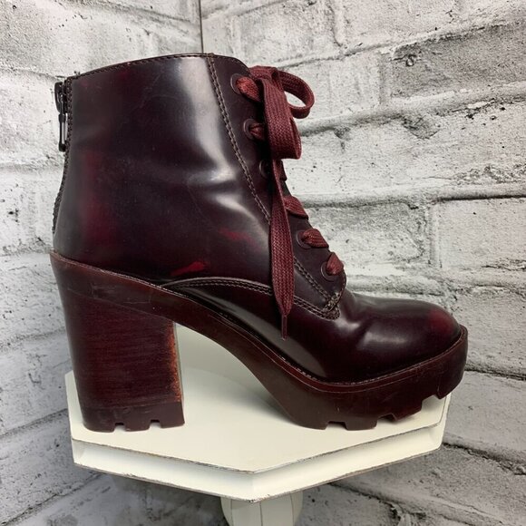 Vintage Y2K Aldo Faux Patent Leather Chunky Platform Block Heel Lace up Bootie - Picture 3 of 14